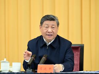 CPC ပါတီဝင်များအနေဖြင့် တော်လှန်ရေး၏ အစဉ်အလာဓလေ့များကို လက်ဆင့်ကမ်းထိန်းသိမ်းကြရန် အသက်ရာကျော်ရှိ ပါတီဝင်ထံ ပြန်စာပေးပို့ရာတွင် သမ္မတရှီ တိုက်တွန်း