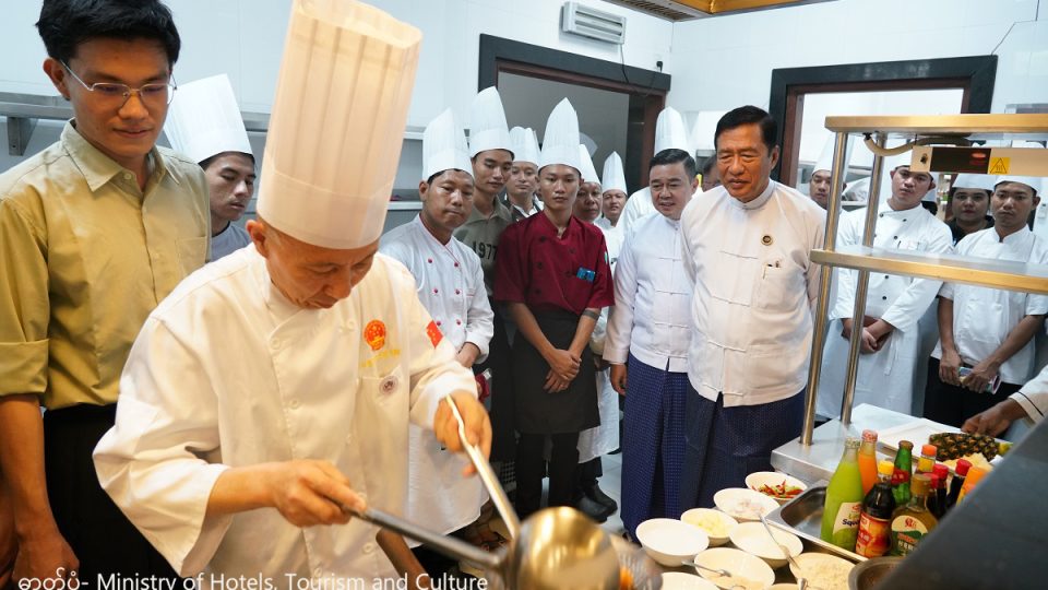 မြန်မာနိုင်ငံတွင် တရုတ်အစားအစာ ချက်ပြုတ်နည်းသင်တန်းများ နေပြည်တော်နှင့် မန္တလေးတိုင်းဒေသကြီး၌ ဖွင့်လှစ်လျက်ရှိ