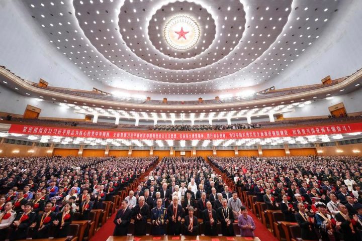 တရုတ်ကွန်မြူနစ်ပါတီ “အောင်မြင်ခြင်း လျှို့ဝှက်ချက်” အပေါ် Kuhn ၏ အမြင်