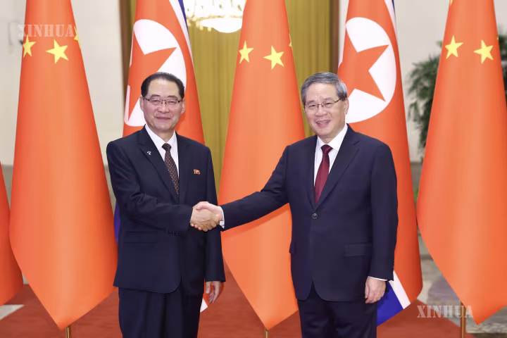 တရုတ်နိုင်ငံ ဝန်ကြီးချုပ်နှင့် မြောက်ကိုရီးယားနိုင်ငံ အစိုးရအဖွဲ့ ဝန်ကြီးချုပ် တွေ့ဆုံဆွေးနွေး