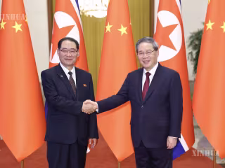 တရုတ်နိုင်ငံ ဝန်ကြီးချုပ်နှင့် မြောက်ကိုရီးယားနိုင်ငံ အစိုးရအဖွဲ့ ဝန်ကြီးချုပ် တွေ့ဆုံဆွေးနွေး