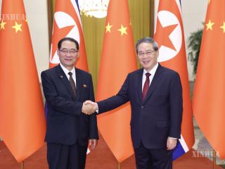 တရုတ်နိုင်ငံ ဝန်ကြီးချုပ်နှင့် မြောက်ကိုရီးယားနိုင်ငံ အစိုးရအဖွဲ့ ဝန်ကြီးချုပ် တွေ့ဆုံဆွေးနွေး