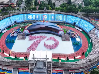 ချန်တုန်းနန် မြောင်လူမျိုး၊ တုန့်လူမျိုး ကိုယ်ပိုင်အုပ်ချုပ်ခွင့်ရပြည်နယ်ခွဲ ထူထောင်ခြင်း နှစ် ၇၀ ပြည့် ဂုဏ်ပြုအခမ်းအနား ကျင်းပ