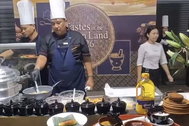 ၂၀၂၆ ခုနှစ် မြန်မာ-တရုတ် ယဉ်ကျေးမှုဖလှယ်ရေး ရက်သတ္တပတ် အထိမ်းအမှတ် “တောင်ပေါ်မှ ဓလေ့ထုံးစံပစ္စည်းများဈေးပွဲတော်” မြင်ကွင်းများ