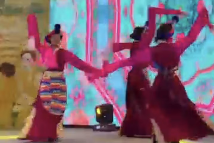 မြန်မာနိုင်ငံ၏ အကြီးမားဆုံး ရိုးရာအစားအစာပြပွဲ၌ ဒေသထွက် အရသာများ ထူးကဲစုံလင်စွာ ပေါင်းဆုံလျက်ရှိ