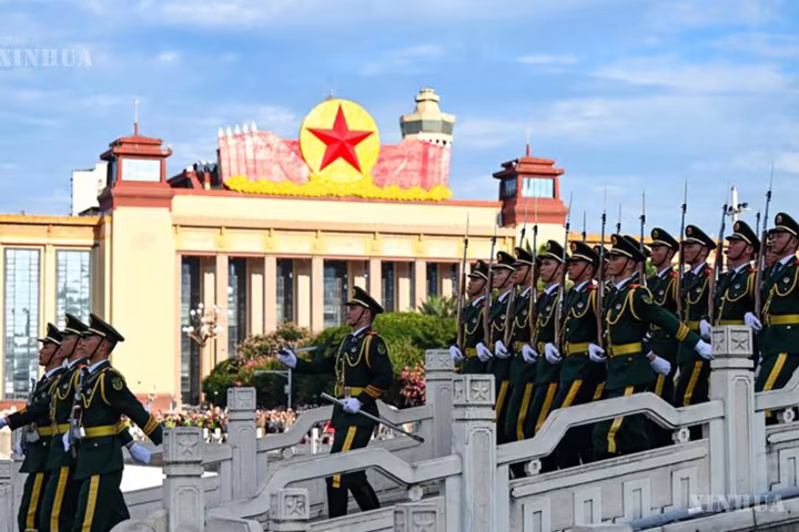 ဩဂုတ် ၁ ရက် တပ်မတော်နေ့၊ တာဝန်ထမ်းဆောင်ကြသည့် PLA တပ်မတော်သားများ