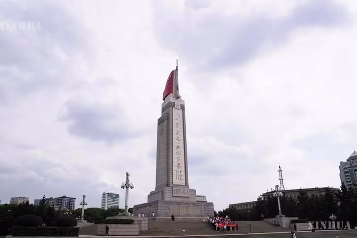 ကမ္ဘာ့ထိပ်တန်း တပ်မတော်ဖြစ်လာရန် ရှေးရှုချီတက်နေသော PLA တည်ထောင်ခြင်း ၉၉ နှစ်မြောက် အထိမ်းအမှတ်အခမ်းအနား ကျင်းပ၊ ငြိမ်းချမ်းရေးကို ဦးလည်မသုန် ထမ်းဆောင်မည့် အရေးကြီးတာဝန်အဖြစ် ထားရှိ