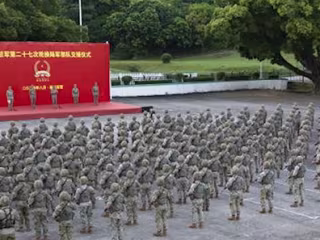 ဟောင်ကောင်အခြေစိုက် PLA တပ်ဖွဲ့က PLA တည်ထောင်ခြင်း ၉၉ နှစ်မြောက် အထိမ်းအမှတ်အခမ်းအနား ကျင်းပ