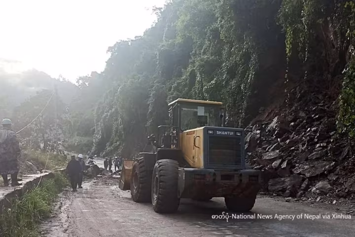 နီပေါနိုင်ငံ အနောက်ပိုင်းတွင် မြေပြိုမှုကြောင့် လူ ၁၀ ဦး သေဆုံး