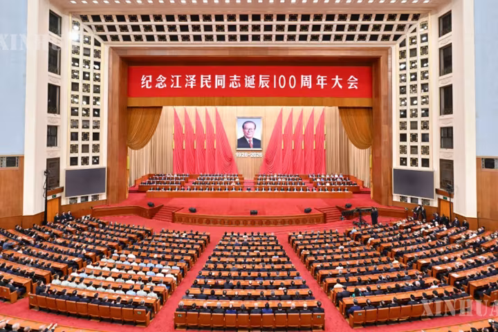 ကျန်ဇီမင်း၏ တစ်မူထူးခြားသော ရဲစွမ်းသတ္တိနှင့် အမြော်အမြင်ကို လေ့လာသင်ယူရန် ရှီ တိုက်တွန်း
