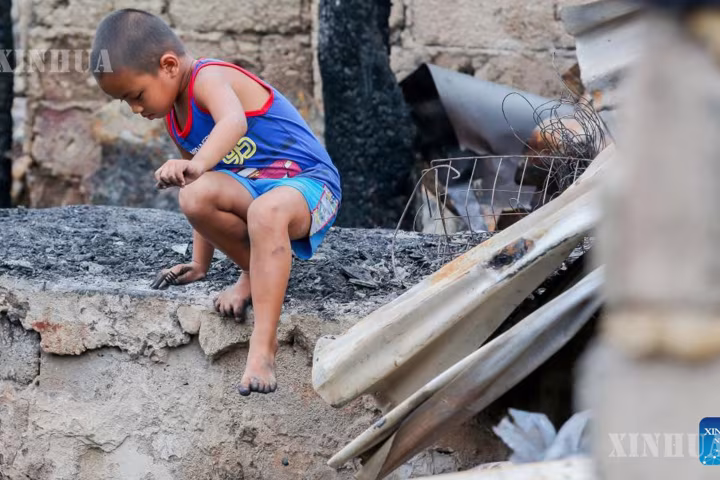 ဖိလစ်ပိုင်လွှတ်တော်က အသက် ၁၃ နှစ်နှင့်အောက်ကလေးများ လူမှုကွန်ရက်အသုံးပြုမှုကို လုံးဝပိတ်ပင်ရန် စီစဥ်နေ