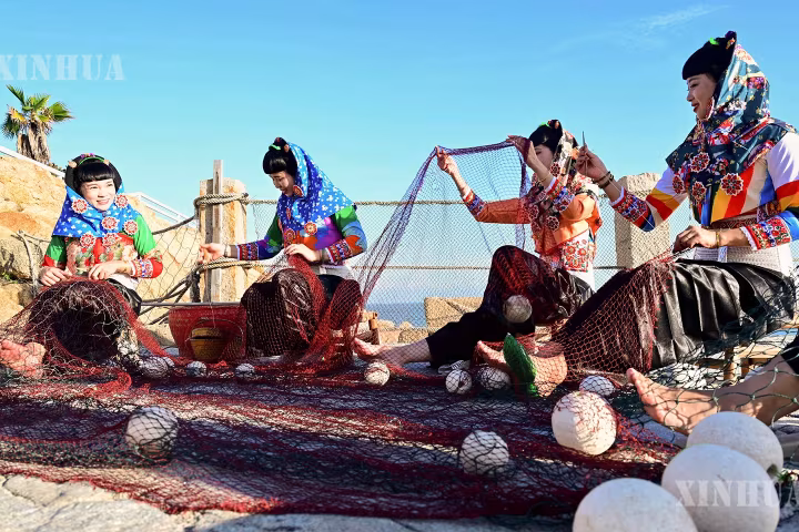 ဖူကျန့်ပြည်နယ် ဟွေ့အန်းခရိုင်၌ ပင်လယ်ကမ်းနား အမျိုးသမီးများ၏ ဓလေ့ကို လေ့လာခြင်း