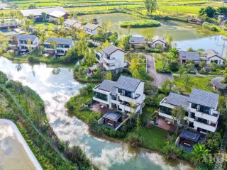 ချုံချင့်မြို့ ဖုန်းတူးခရိုင်တွင် စိုက်ပျိုးရေး-ယဉ်ကျေးမှု-ခရီးသွားလုပ်ငန်း ပေါင်းစပ်မှုဖြင့် သာယာလှပသော ကျေးလက်ဒေသ တည်ဆောက်မှုကို အားဖြည့်ခြင်း