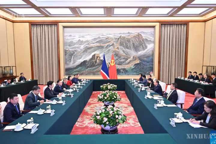 တရုတ်ကွန်မြူနစ်ပါတီ (CPC) အကြီးတန်းတာဝန်ရှိသူ မွန်ဂိုလီးယားနိုင်ငံ ဒီမိုကရက်တစ်ပါတီ ကိုယ်စားလှယ်အဖွဲ့အား လက်ခံတွေ့ဆုံ