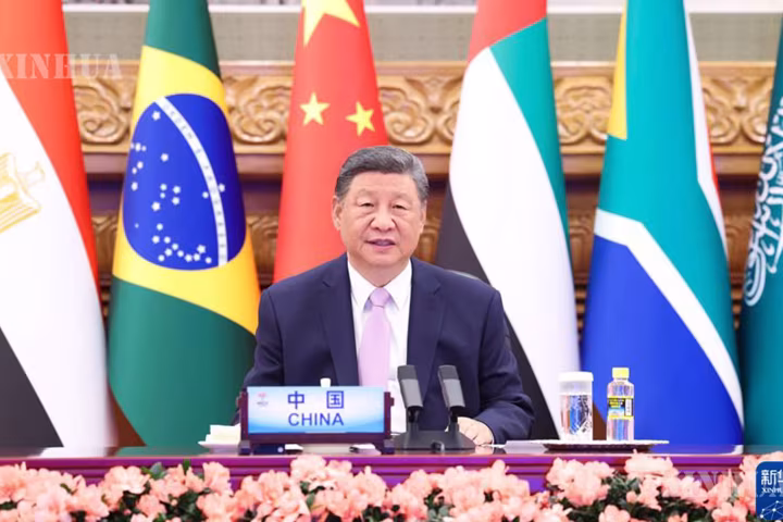 BRICS နိုင်ငံများအနေဖြင့် သမိုင်း၏ မှန်ကန်သောဘက်တွင် ခိုင်မာစွာရပ်တည်ကာ ခေတ်၏ရှေ့ဆောင်အဖြစ် ရဲဝံ့စွာ ကြိုးပမ်းကြရမည်ဟု ရှီကျင့်ဖိန် ပြောကြား