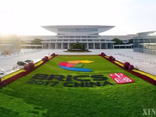 ရှီက အရှေ့အလယ်ပိုင်းနှင့် ပင်လယ်ကွေ့ဒေသ စစ်ပွဲနှင့်စပ်လျဉ်း၍ သတိပေး