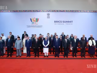 BRICS ပူးပေါင်းဆောင်ရွက်မှုက ကမ္ဘာ့တောင်ဘက်ခြမ်းနိုင်ငံများအတွက် အခွင့်အလမ်း အသစ်များ ဖန်တီးပေးဟု တောင်အာဖရိက ကျွမ်းကျင်ပညာရှင် ပြောကြား