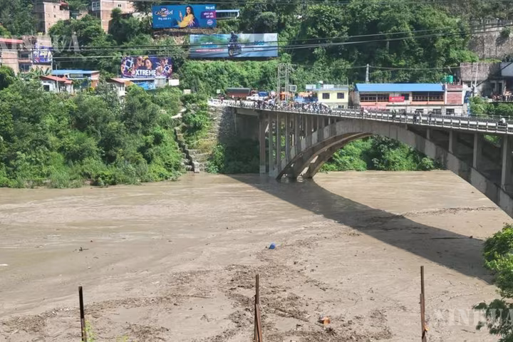 စောင့်ကြည့်ရေးစခန်းများ ပျက်စီးခဲ့သောကြောင့် နီပေါနိုင်ငံ၏ ရေကြီးမှုသတိပေးကွန်ရက် ထိခိုက်နေဟု အစိုးရအစီရင်ခံစာ ဖော်ပြ