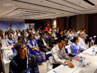 (အာရှ-ပစိဖိတ် အသိုက်အဝန်း) တရုတ်-မြန်မာ ပင်လယ်ရေကြောင်းကဏ္ဍ ကူးလူးဖလှယ်မှုများက မြန်မာနိုင်ငံ၏ ပိုမိုခေတ်မီ၍ ပိုမိုစိမ်းလန်းသော ဆိပ်ကမ်းဖွံ့ဖြိုးတိုးတက်ရေးကို အားပေးမြှင့်တင်ပေးလျက်ရှိ