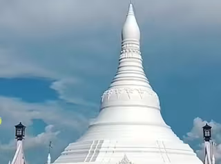 မြန်မာနိုင်ငံ မန္တလေးတိုင်းဒေသကြီး ပြင်ဦးလွင်မြို့ မဟာအံ့ထူးကံသာဘုရားကြီးနှင့် ပြင်ဦးလွင်မြို့ရှိ နာမည်ကျော် သဘာဝအလှရှုမြင်ကွင်းများ