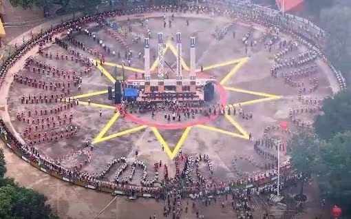 ယူနန်ပြည်နယ် တက်ဟုန်းပြည်နယ်ခွဲတွင် မနောပွဲတော်က ခရီးသွားဧည့်သည်များ လာရောက်ရန် ဆွဲဆောင်လျက်ရှိ