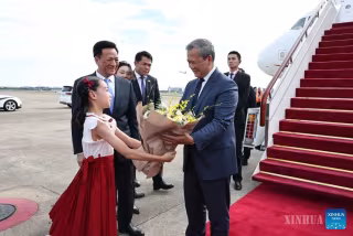 ကမ္ဘောဒီးယားတွင် လောင်စာဆီနှင့် လျှပ်စစ်ဓာတ်အားကုန်ကျစရိတ်များ မြင့်တက်မှုကို ထိန်းချုပ်ရန် အမေရိကန်ဒေါ်လာ သန်း ၅၀၀ နီးပါး ထောက်ပံ့ပေးထားကြောင်း ဝန်ကြီးချုပ် ပြောကြား