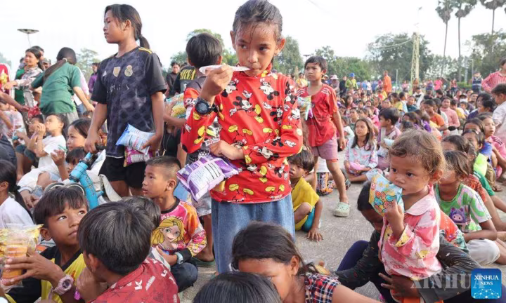 ပြင်းထန်သည့် El Nino ဖြစ်စဉ်ကြောင့် ကမ္ဘောဒီးယားကလေးငယ် ၁.၃ သန်းကျော် ဘေးအန္တရာယ်ရှိနိုင်ကြောင်း UNICEF သတိပေး