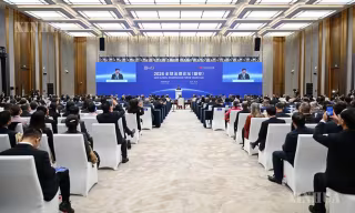 ရှီကျင့်ဖိန်က ၂၀၂၆ ခုနှစ် ကမ္ဘာလုံးဆိုင်ရာ စီမံခန့်ခွဲမှု ဖိုရမ် (ရှုံအန်း) သို့ သဝဏ်လွှာပေးပို့