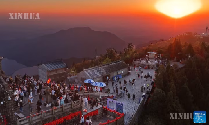 ၂၀၂၆ ခုနှစ် ပထမကိုးလတာအတွင်း တရုတ်နိုင်ငံ၌ ပြည်တွင်းခရီးသွားလုပ်ငန်း တည်ငြိမ်စွာ တိုးတက်လာ