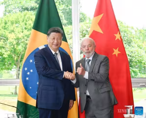 တရုတ်နိုင်ငံသမ္မတရှီကျင့်ဖိန်က ဘရာဇီးသမ္မတအဖြစ် ပြန်လည်ရွေးချယ်ခံရသည့် လူလာအား ဂုဏ်ပြုသဝဏ်လွှာပေးပို့